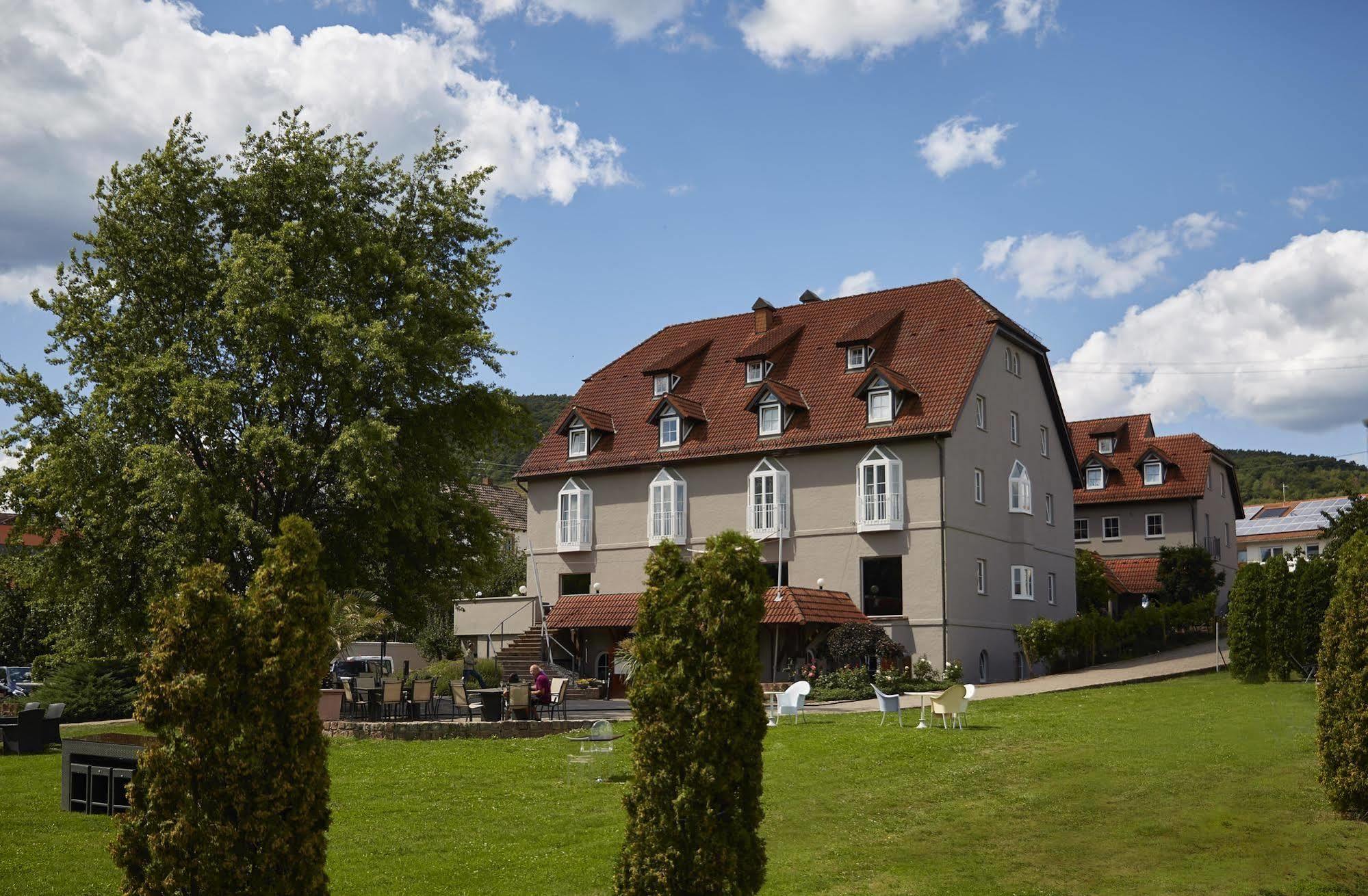 Consulat Des Weins Hotel Санкт Мартин Екстериор снимка
